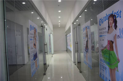 華納音悅童星夢工廠正式落戶阜陽，助力少兒藝術(shù)培訓(xùn)發(fā)展